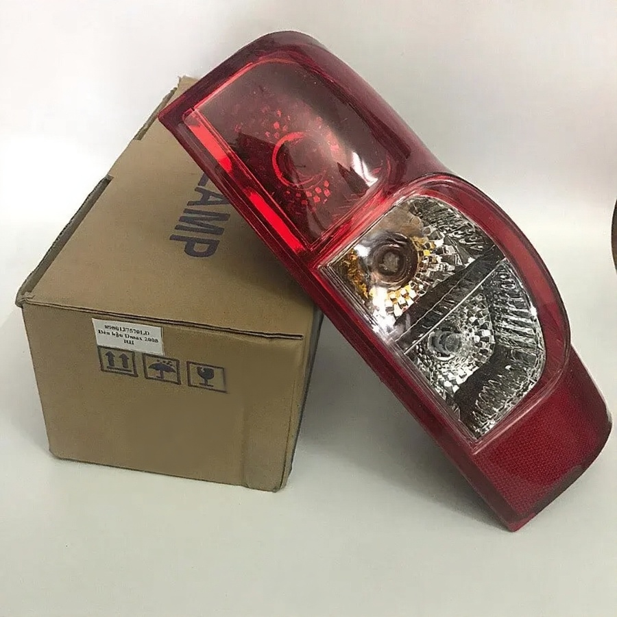 ĐÈN HẬU XE BÁN TẢI ISUZU DMAX 2008. GIÁ TỐT