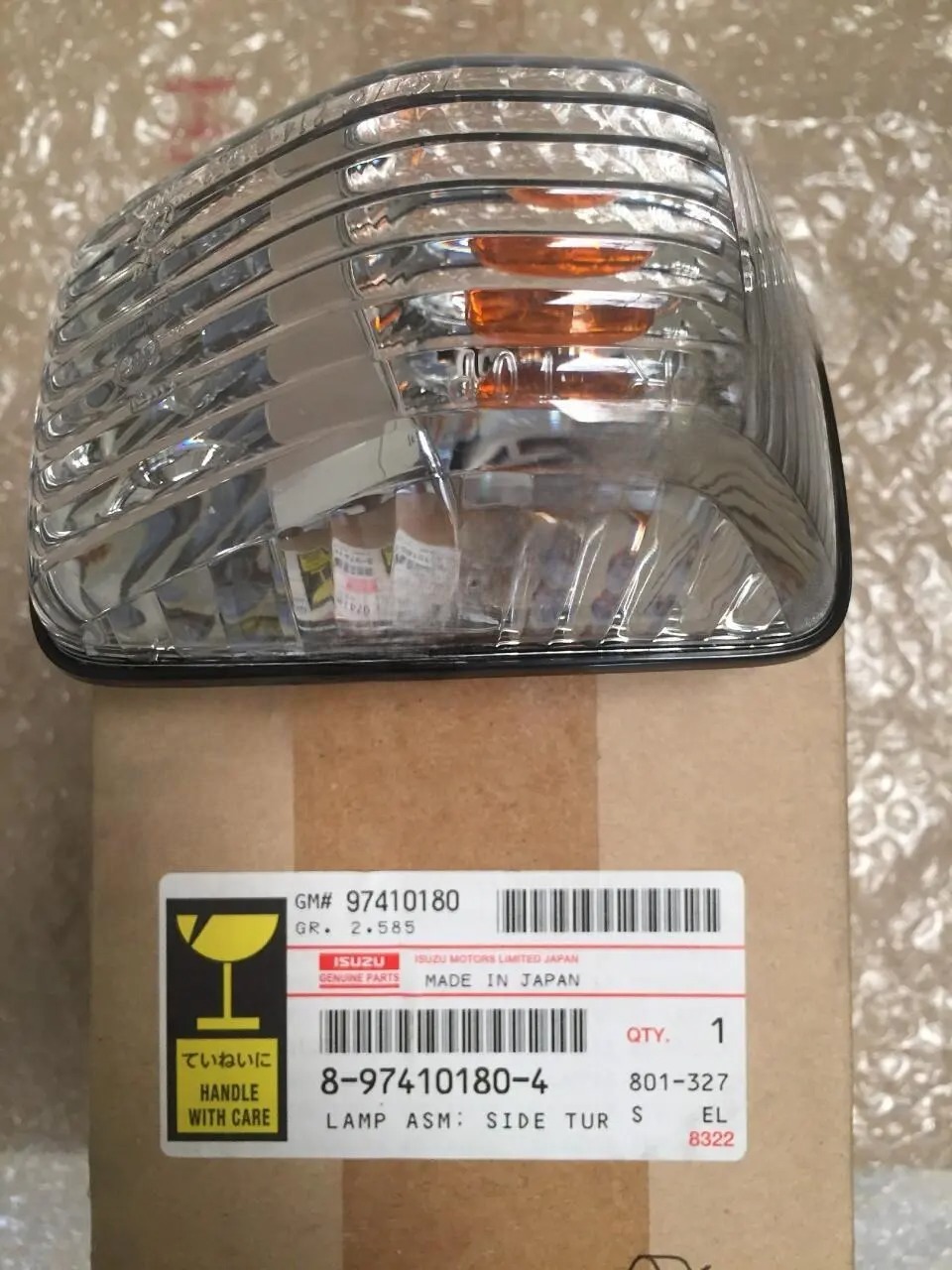 ĐÈN XI NHAN CÁNH CỬA XE TẢI ISUZU NQR 4HK1 - 5.2 LÍT 5 TẤN
