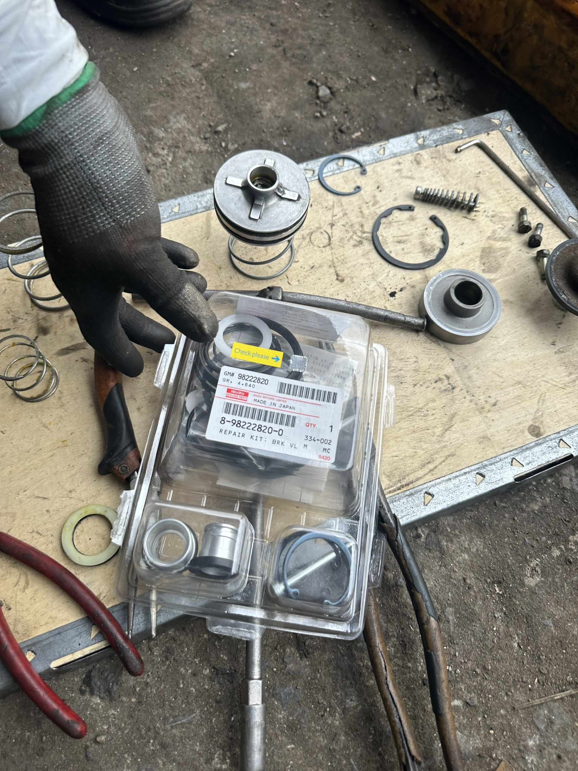 BỘ CUPEN TỔNG PHANH ISUZU FVM FVR 