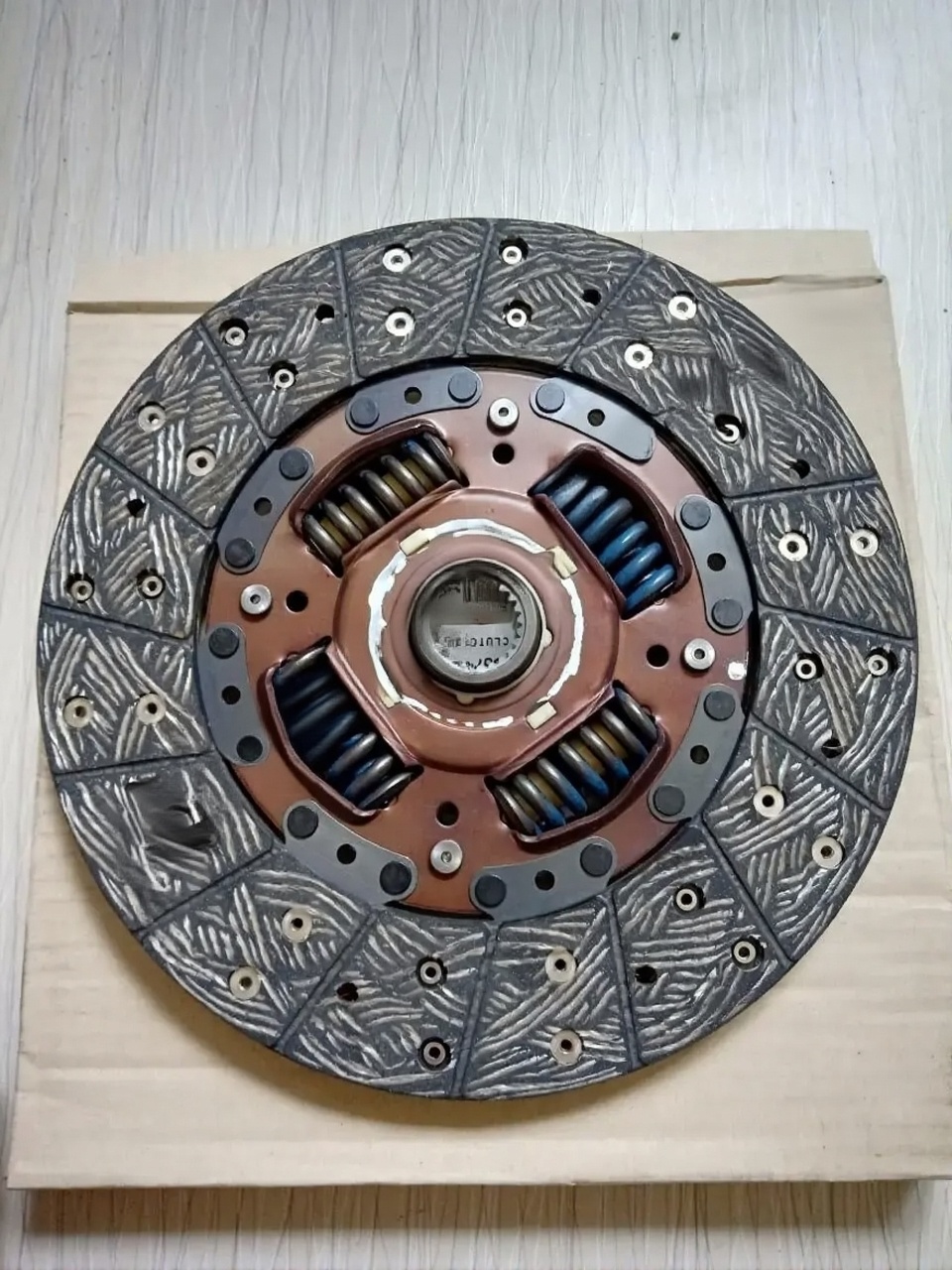 LÁ CÔN, LÁ BỐ XE BÁN TẢI ISUZU DMAX, MUX 4JJ1, 4JK1